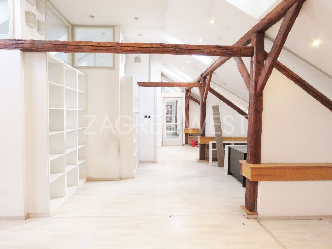 Property thumbnail 3