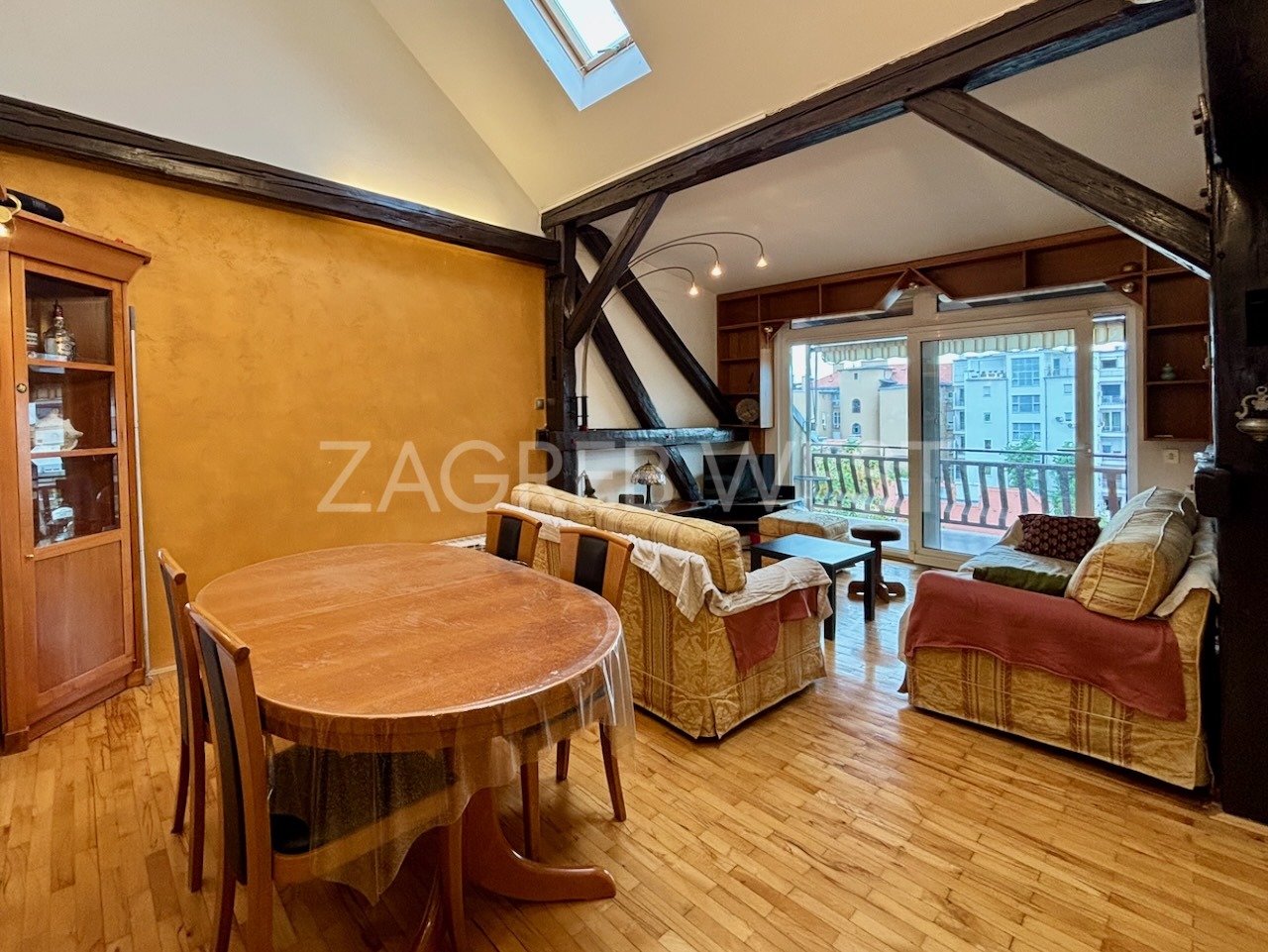 Property thumbnail 3