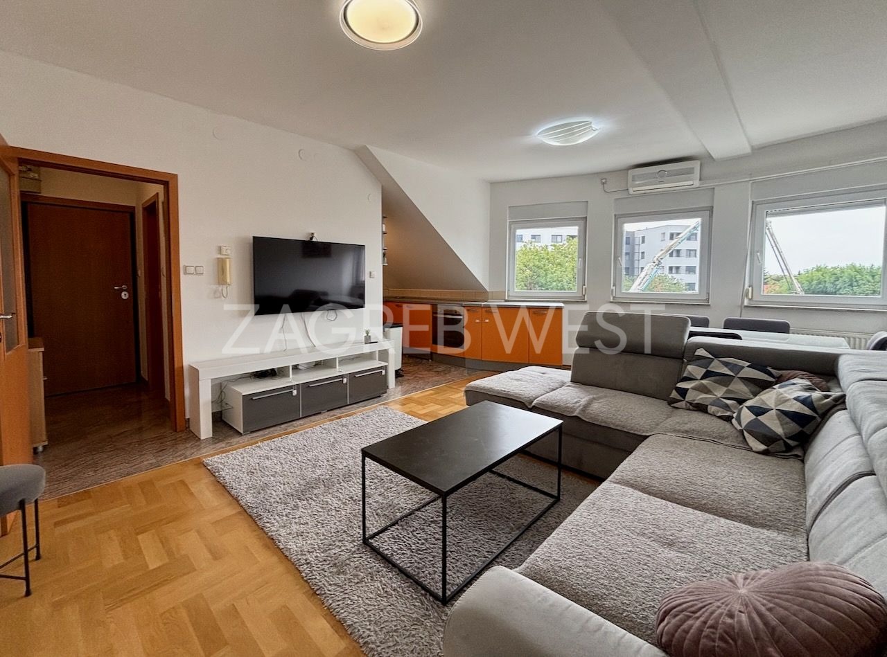 Property thumbnail 2