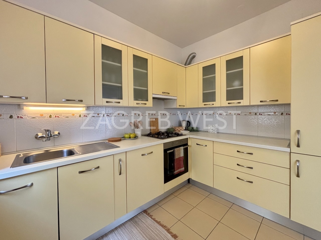 Property thumbnail 4