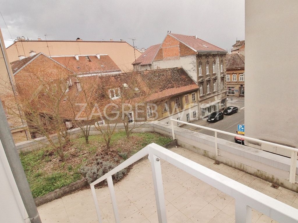 Property thumbnail 4